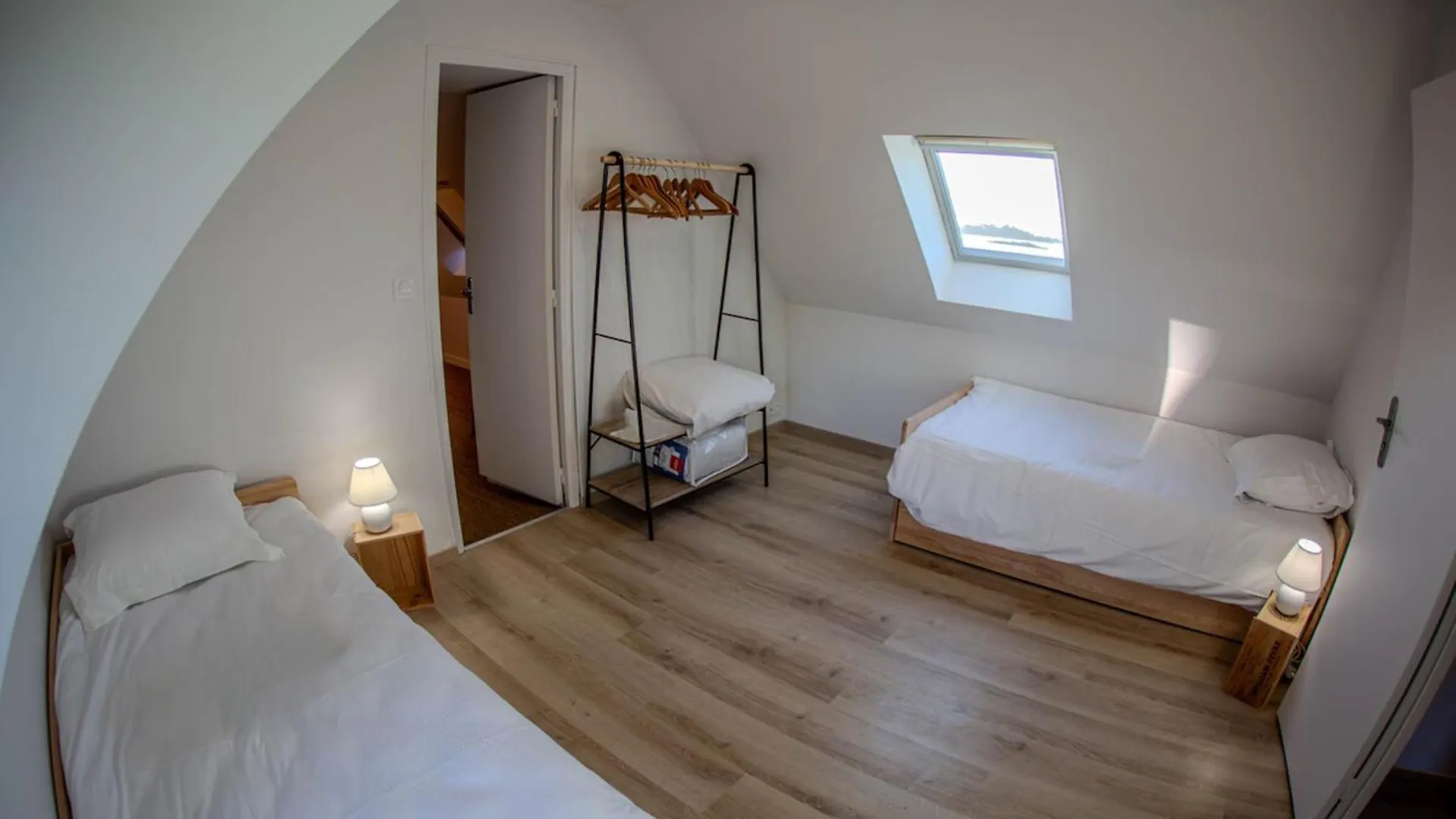 Nyaraló Maison Pour 7 - Superbe Vue Mer Depuis Le Jardin Penvénan